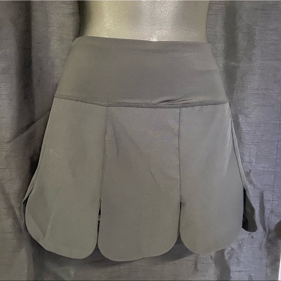 Fila Tennis Skort - Picture 2 of 2